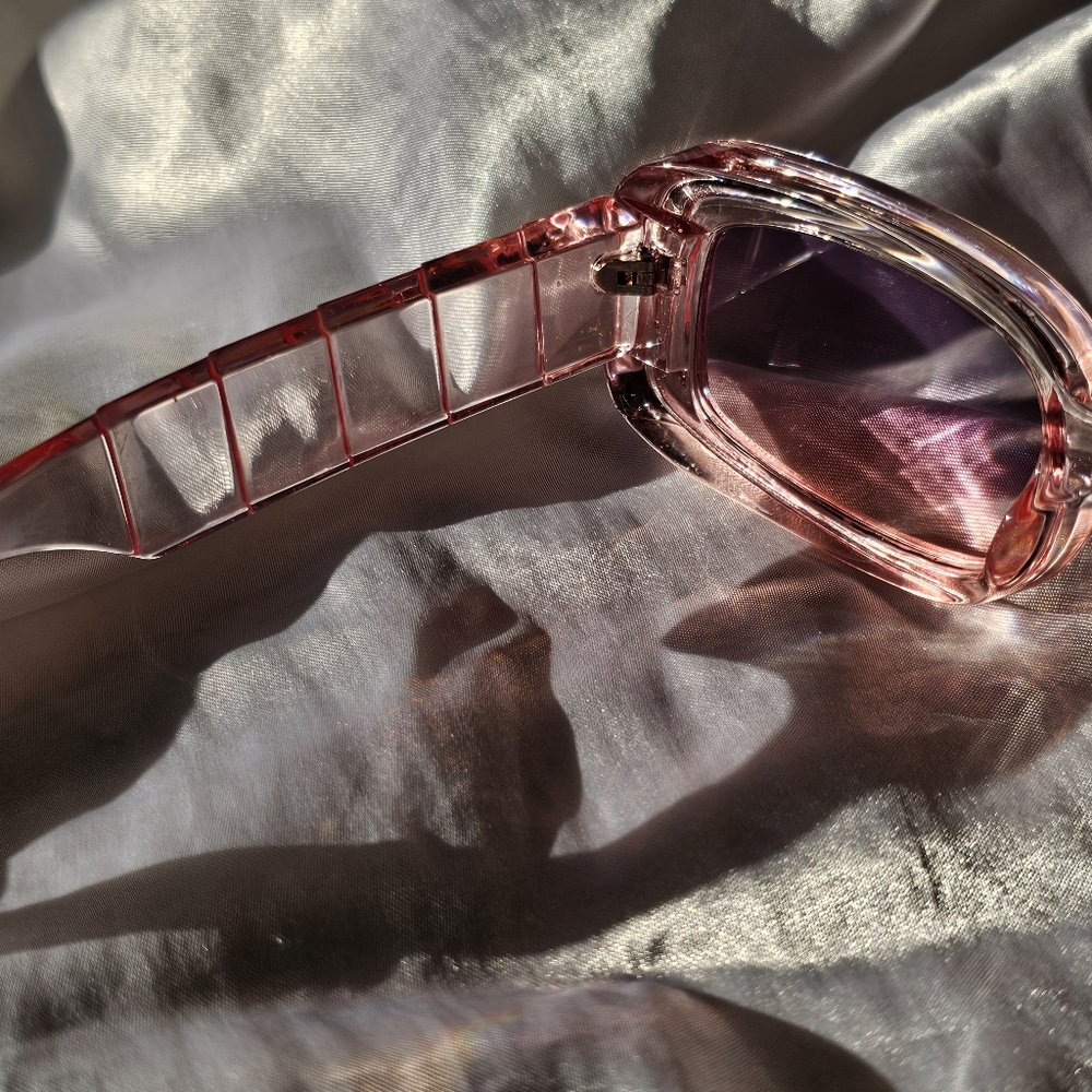 Y2K Pink Rectangle Sunglasses - Picture 5 of 8